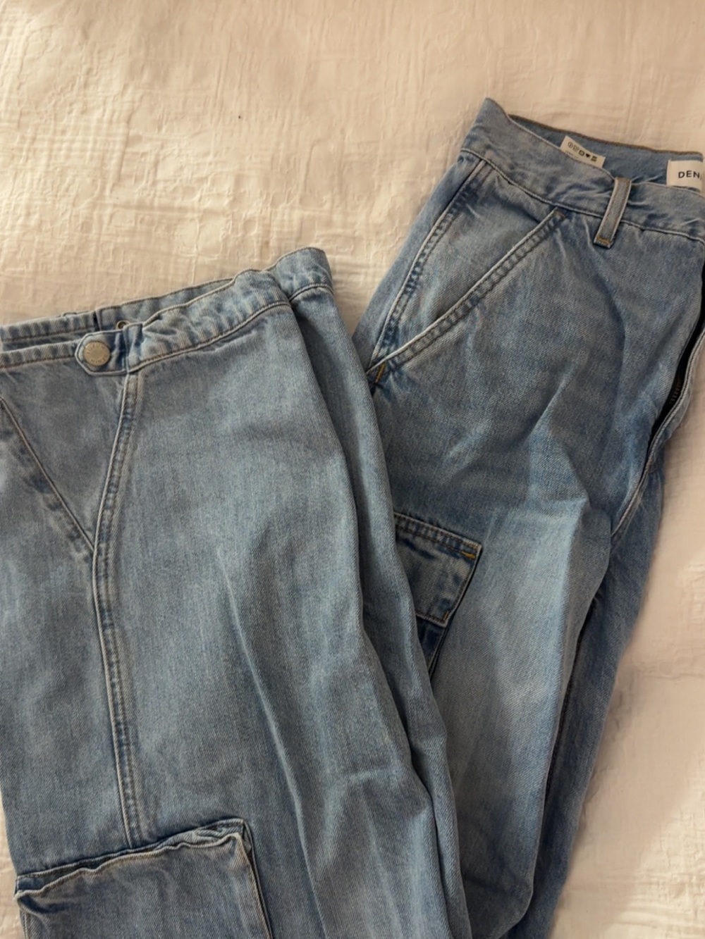 Aritzia Denim Light Blue Women's Jeans - Casual High-Rise Fit